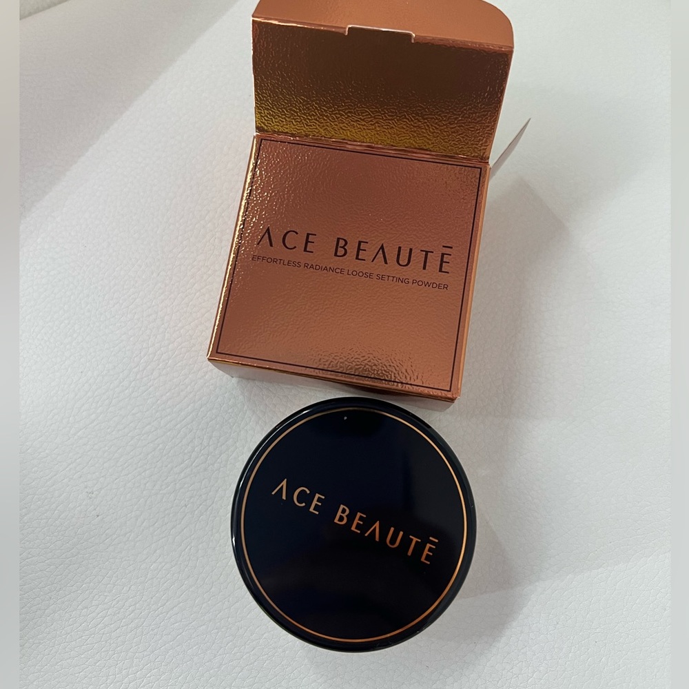 ACE BEAUTE loose setting powder ( fair) NEW